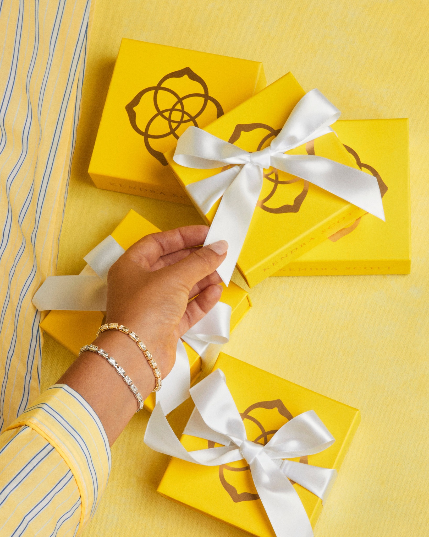 Refer a Friend, Get 20$ Off icon